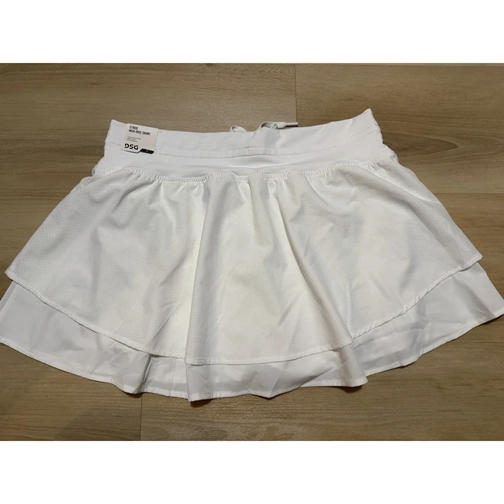 NWT DSG Women's Stride Skort‎ in Pure White Size XL Skirt With Shorts